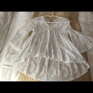 Lizard Thicket Lacey hi-lo top.